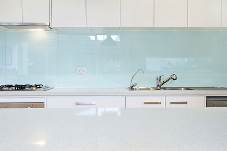 glass splashbacks vs acrylic splashbacks