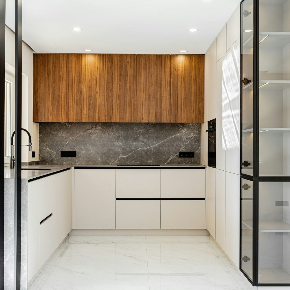 Why Choose a Glass Splashback? – RAPID SPLASHBACKS LIMITED