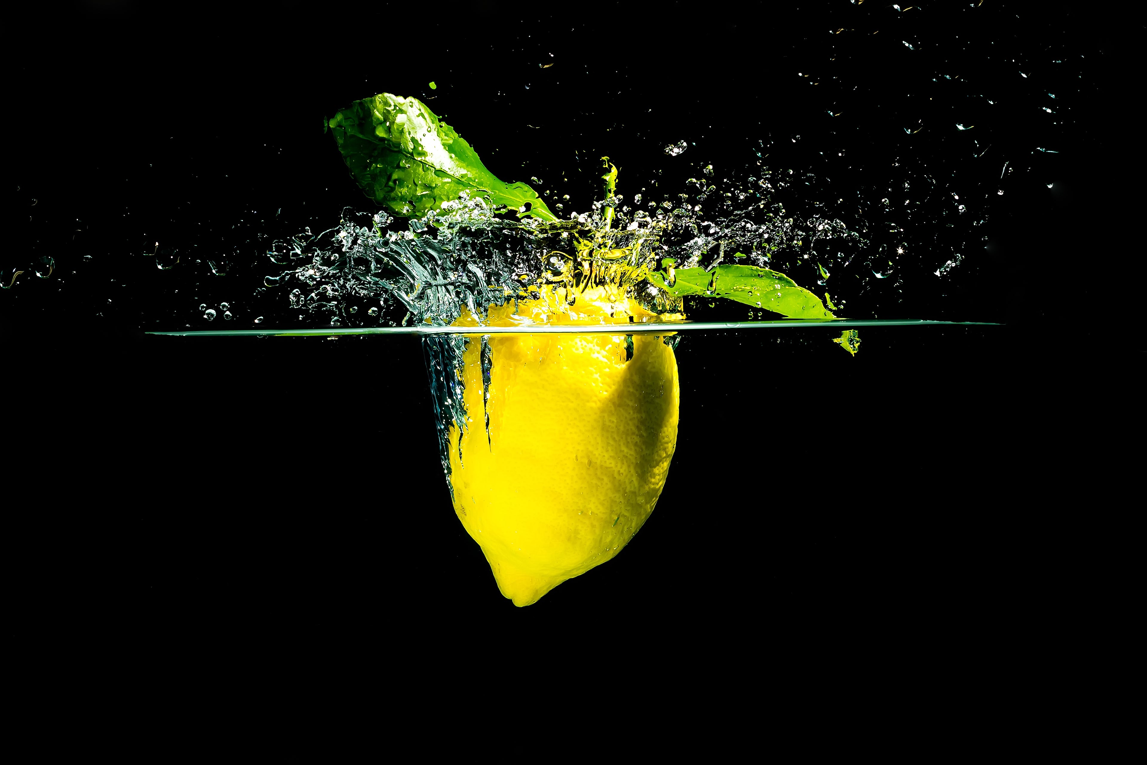 Lemon Toughened Glass Kitchen Splashback - Adhesive Included