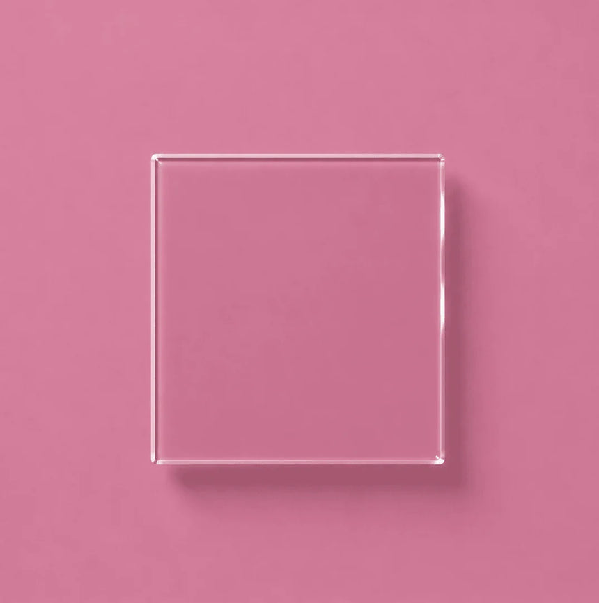 Berry pink glass splashback