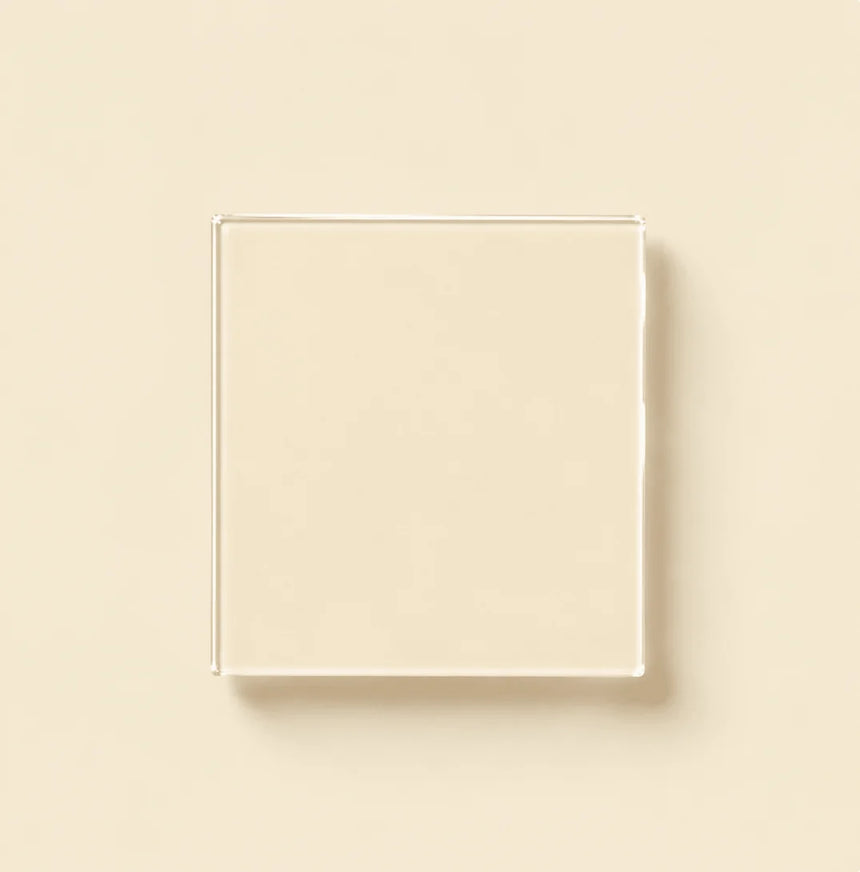 Honey cream glass splashback